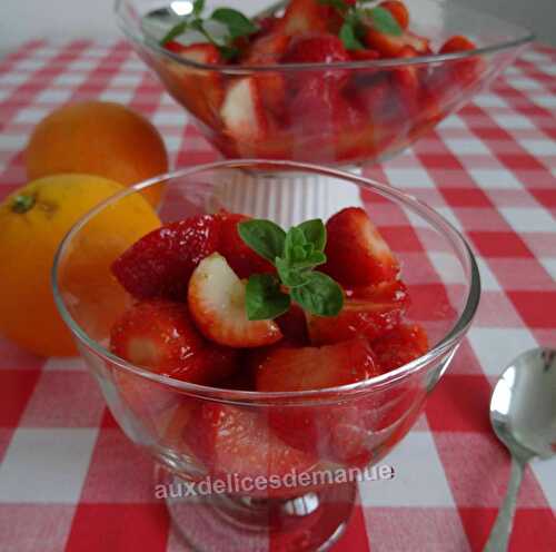 Fraises au jus d'orange pressée