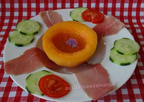 Melon épluché au Pineau des Charentes et jambon de Bayonne