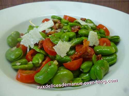Salade de fèves aux tomates et anchois