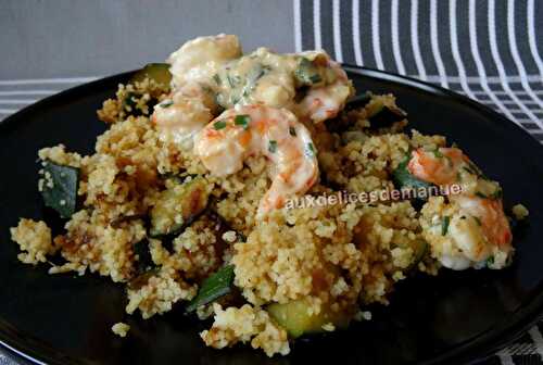 Semoule aux courgettes sautées et crevettes à la crème ail et ciboulette -LIGHT-