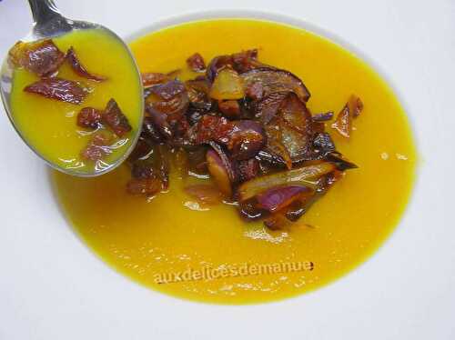 Soupe carottes-courgettes et fondue d'oignon rouge au chorizo