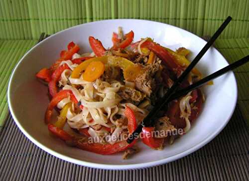 Tagliatelles de riz aux poivrons et thon - LIGHT -