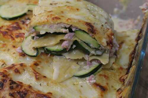 Lasagnes aux courgettes, jambon et poulet à la crème