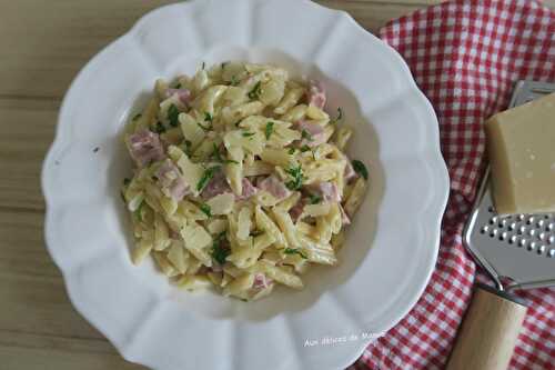 Mini penne rigate au jambon de Juan Arbelaez