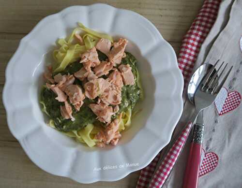 Tagliatelles à l'oseille et au saumon