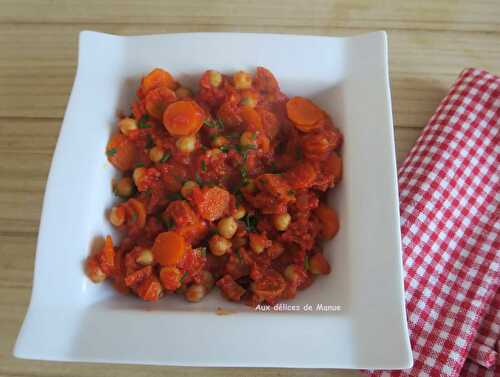 Mijoté de pois chiches aux carottes, chorizo et pulpe de tomates