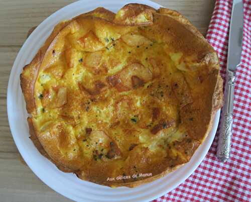 Quiche sans pâte aux dés de jambon rissolés et billes de mozzarella