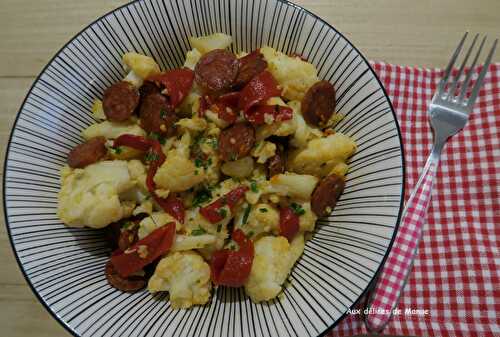 Poêlée de chou-fleur au chorizo et piquillos