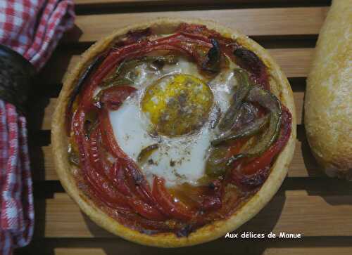 Tartelettes aux œufs, chorizo et poivrons