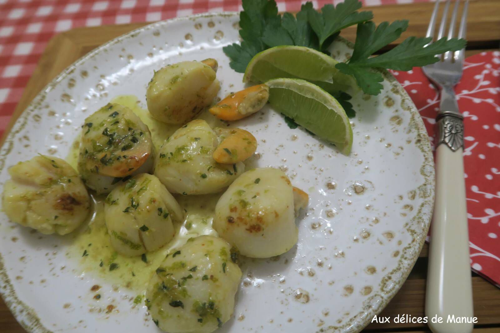 Noix de Saint-Jacques au beurre citron vert et estragon