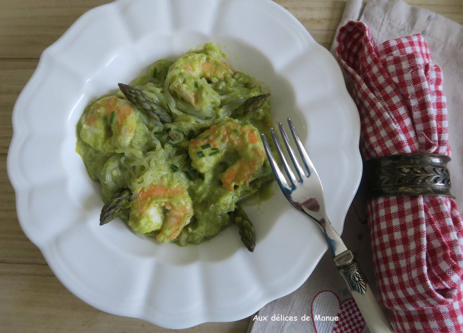 Konjac à la crème d'asperges et crevettes - light