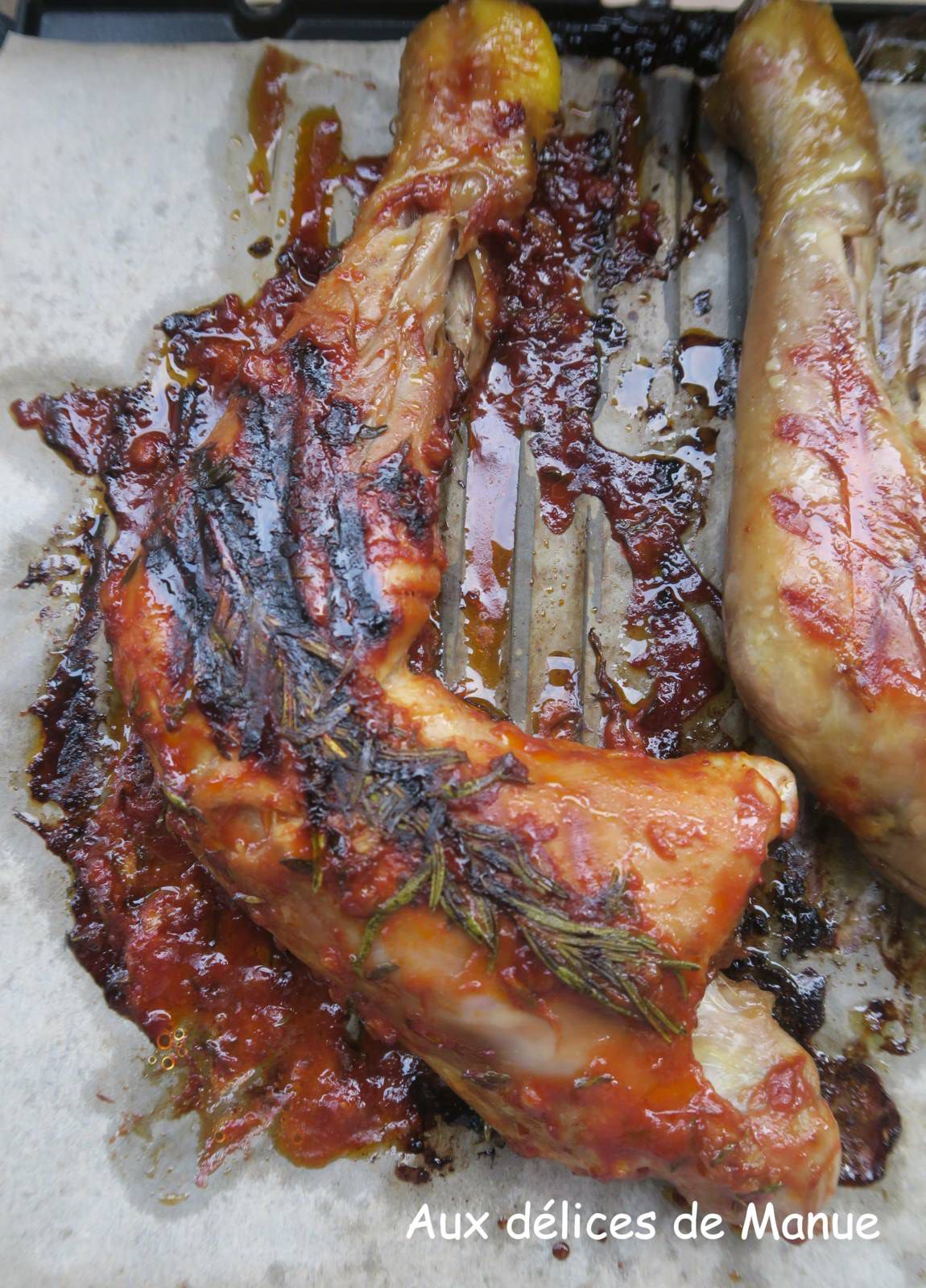 Cuisse de poulet marinée au concentré de tomate, ail et herbes au grill-plancha