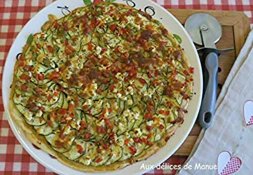 Pizza à la courgette, poivron et feta