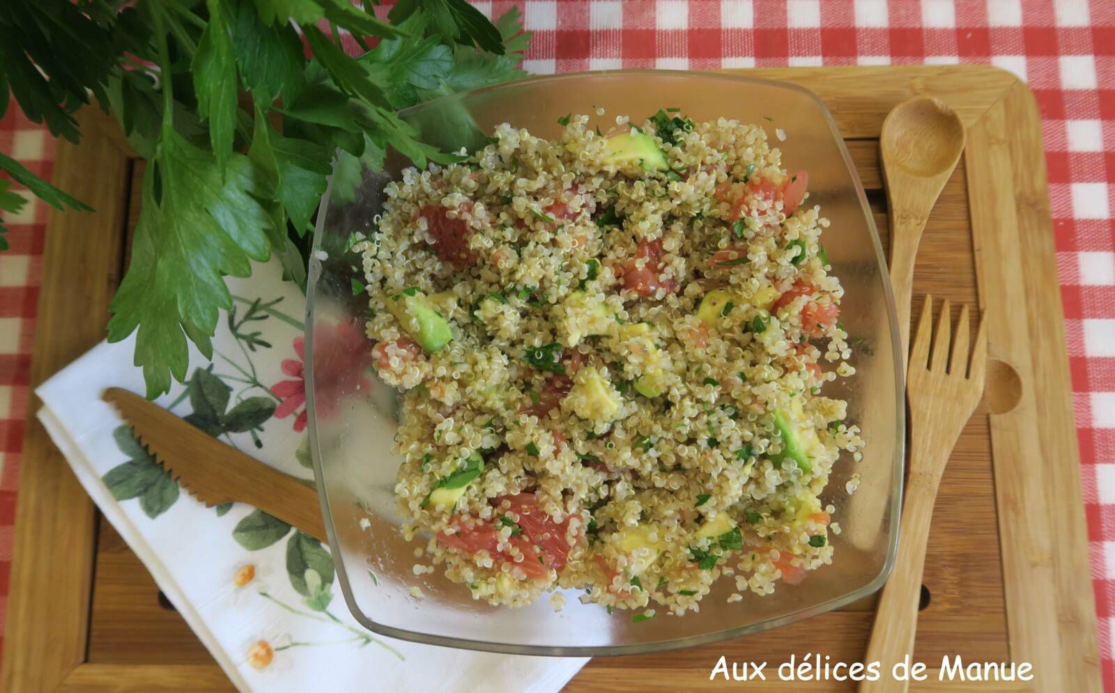 Taboulé de quinoa au pamplemousse et avocat