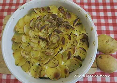 Gratin de pommes de terre et épinards au saucisson fumé à l'ail et brousse de brebis