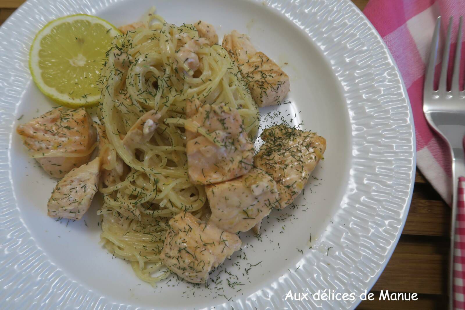 Spaghetti au saumon à la crème citronnée et aneth