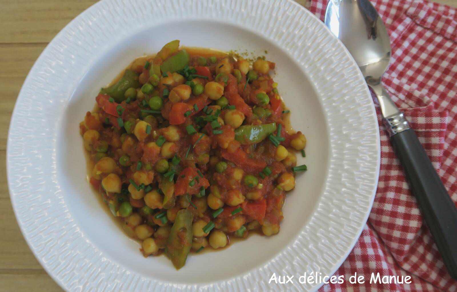 Curry de pois chiches aux petit pois et poivrons