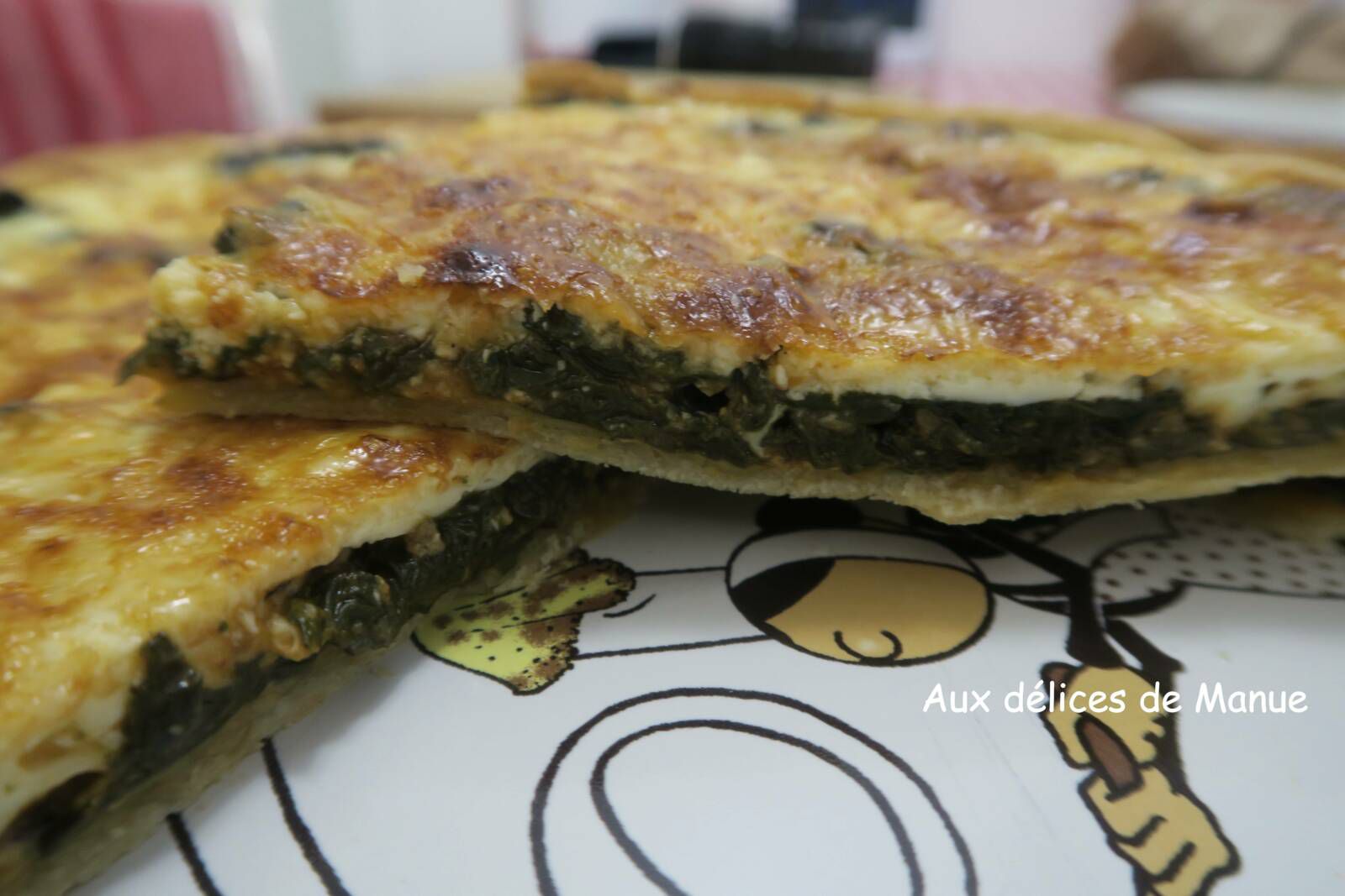 Tarte aux épinards à la sauce tomate