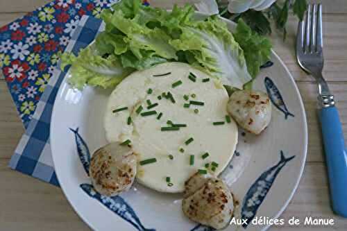 Noix de Saint-Jacques rôties et flan au parmesan 
