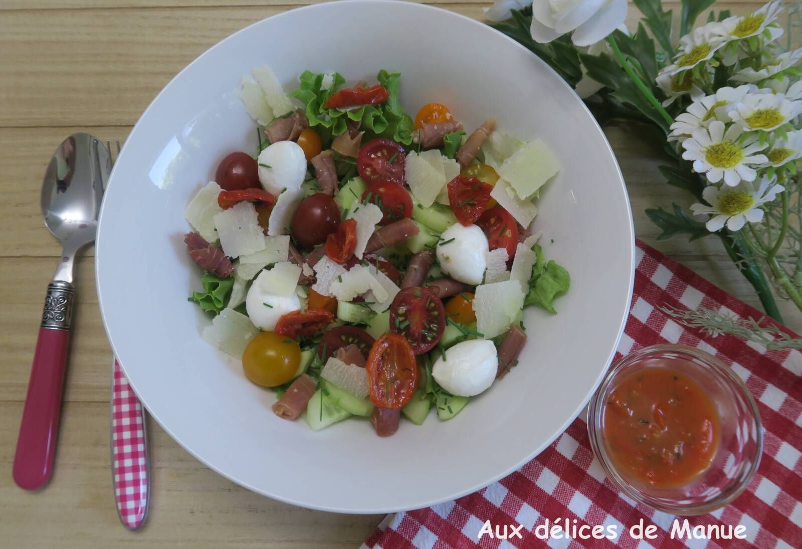 Salade de concombre et tomates cerises à l'italienne 