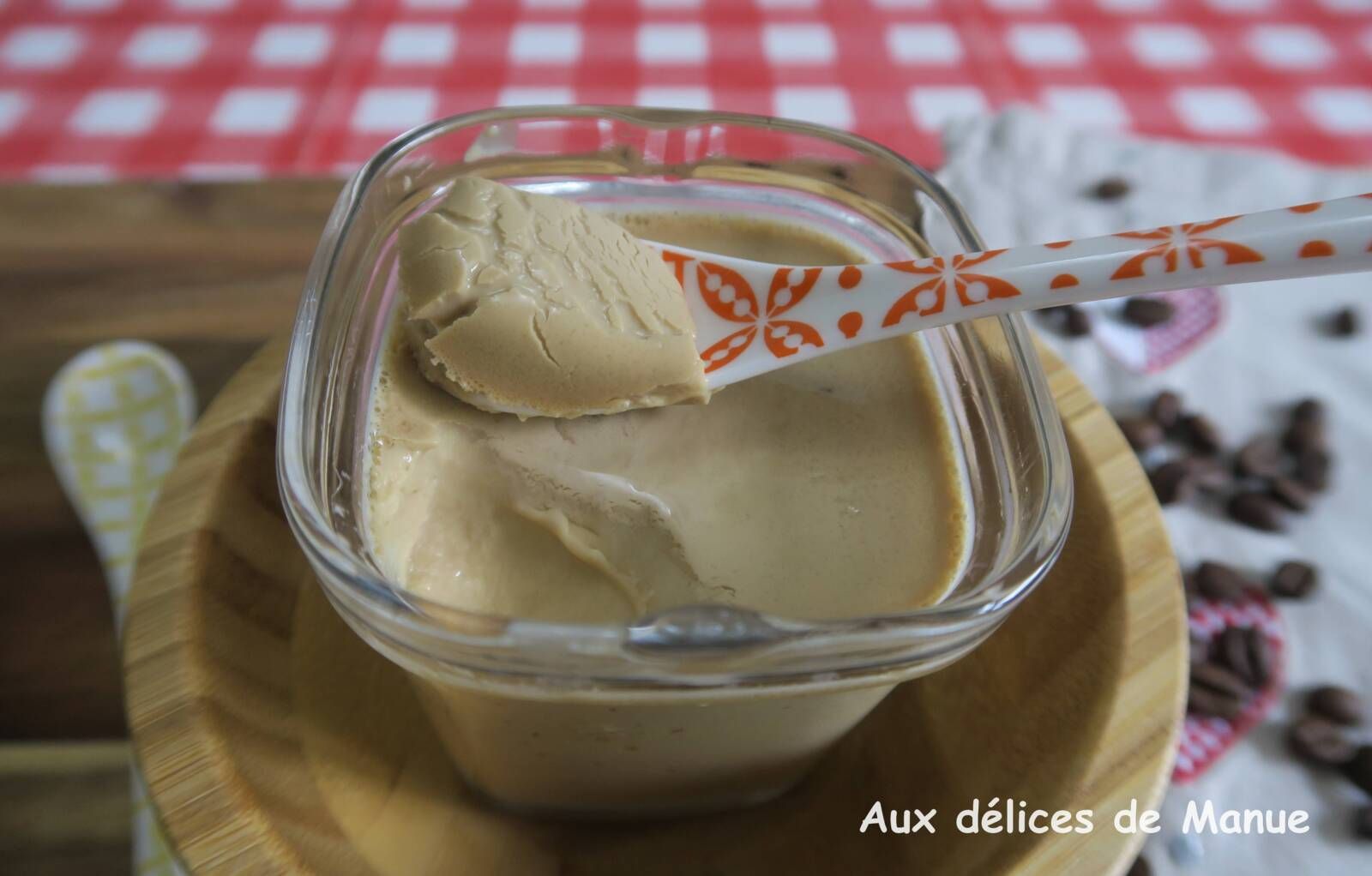 Crèmes au café à la yaourtière
