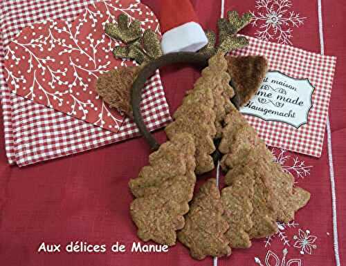 Biscuits sapin aux pralines roses (Noël)