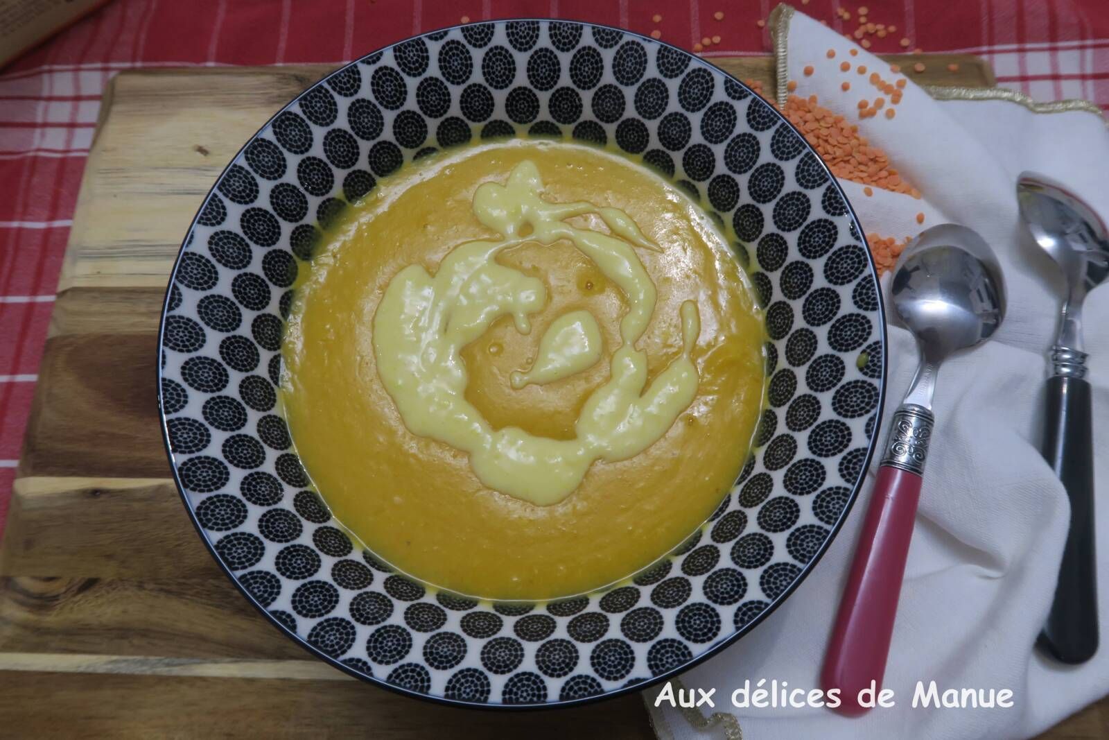 Velouté de butternut aux lentilles corail, à la crème de maïs, au Cookéo ou pas