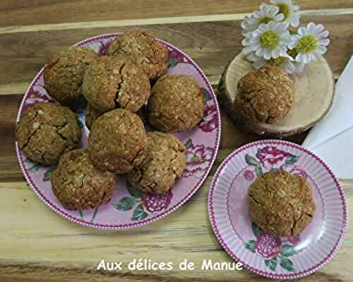 Biscuits à la farine de coco, flocons d'avoine et noix de coco 
