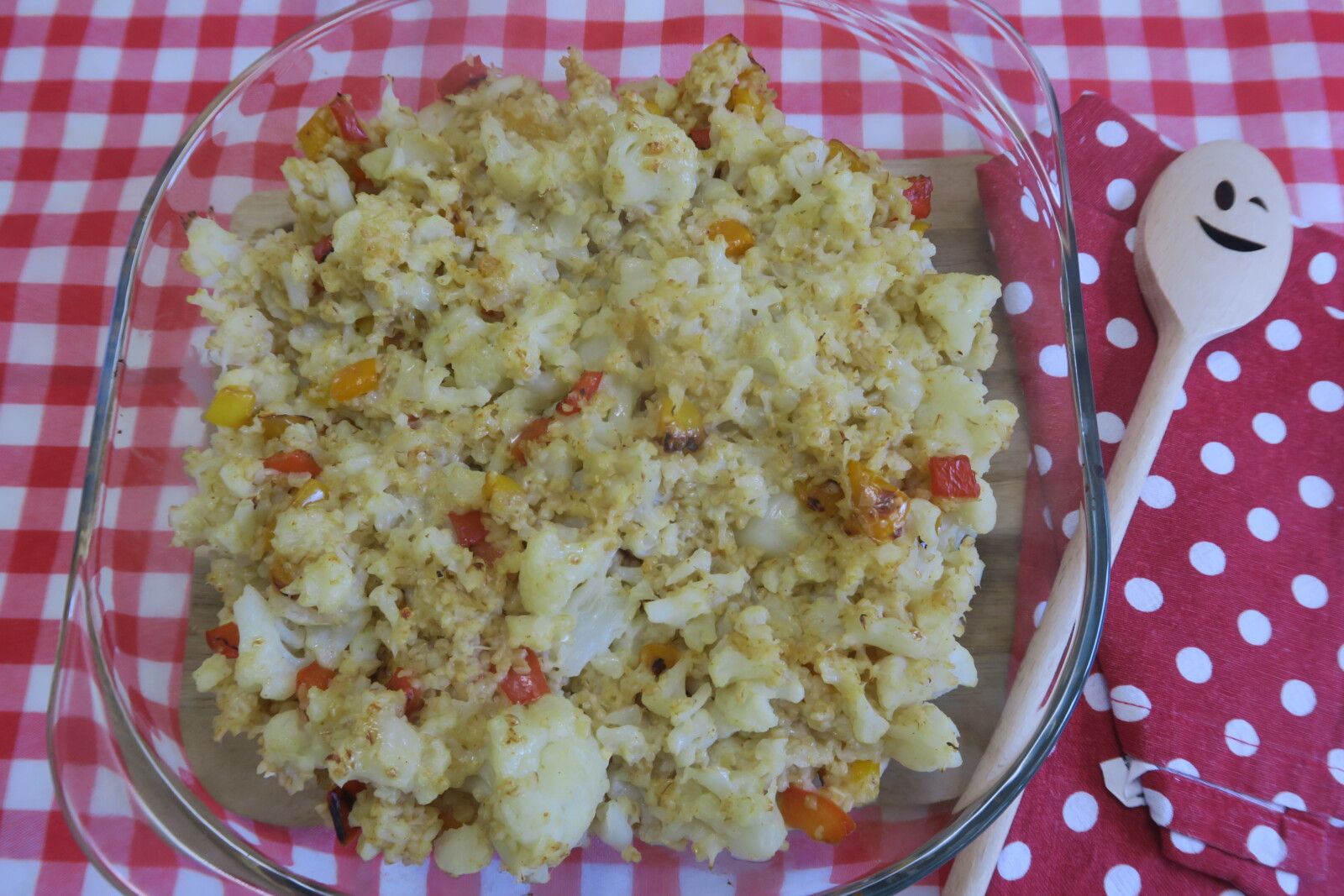 Gratin de choux fleur au boulgour, poivron et cancoillotte 