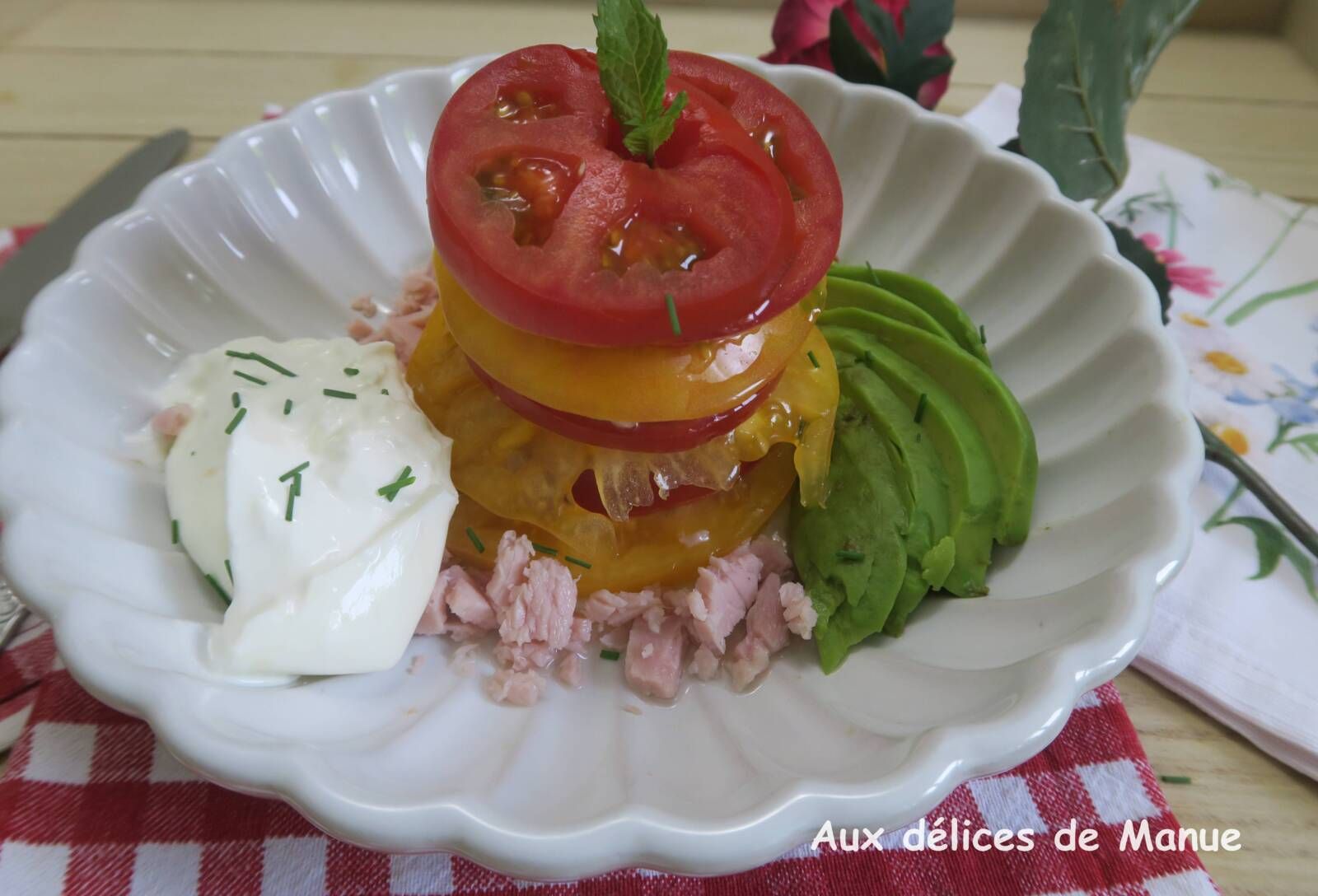 Mille feuille de tomates au rôti de porc et burrata 