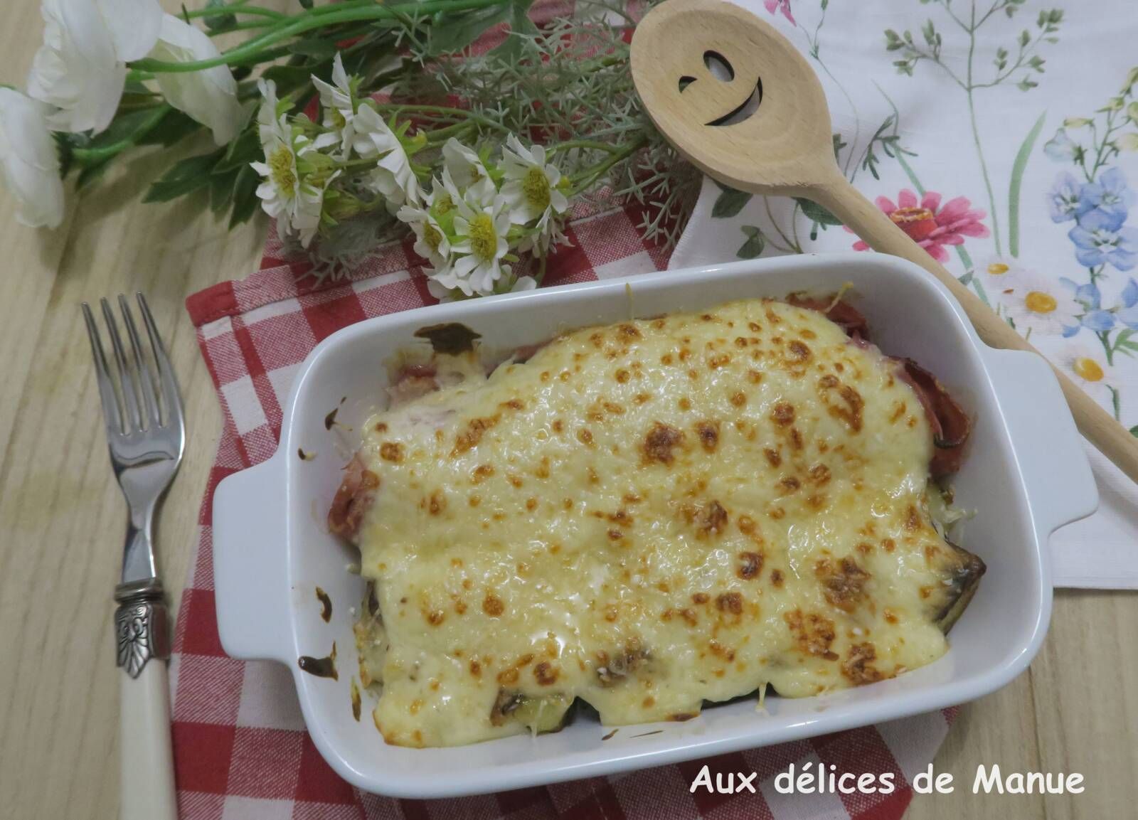 Jambon aux champignons, gratiné à la béchamel et pommes de terre rissolées