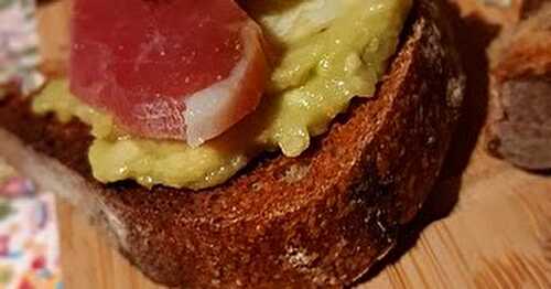 Bruschettas Avocat / Jambon / Mozzarella