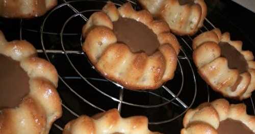 Gâteau invisible aux pommes et ganache aux carambars