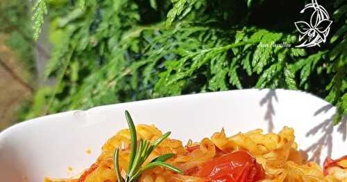 Torsades à la sauce tomates et lardons