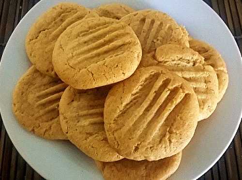 Cookies beurre de cacahuète, fourrés à la pâte de noisette
