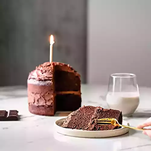 GÂTEAU DE FÊTE AU CHOCOLAT (PLUS) SANTÉ