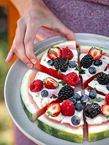 Pizza de melon d'eau aux petits fruits