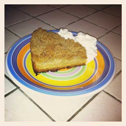 Gâteau façon crumble à la pomme et à la cannelle