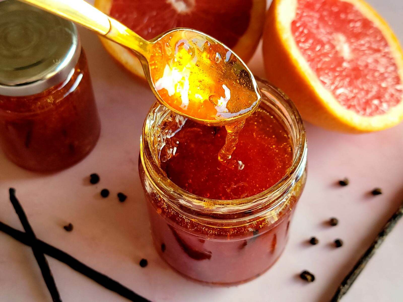 Confiture pamplemousse, vanille & timut - Bienvenue au bal des saveurs