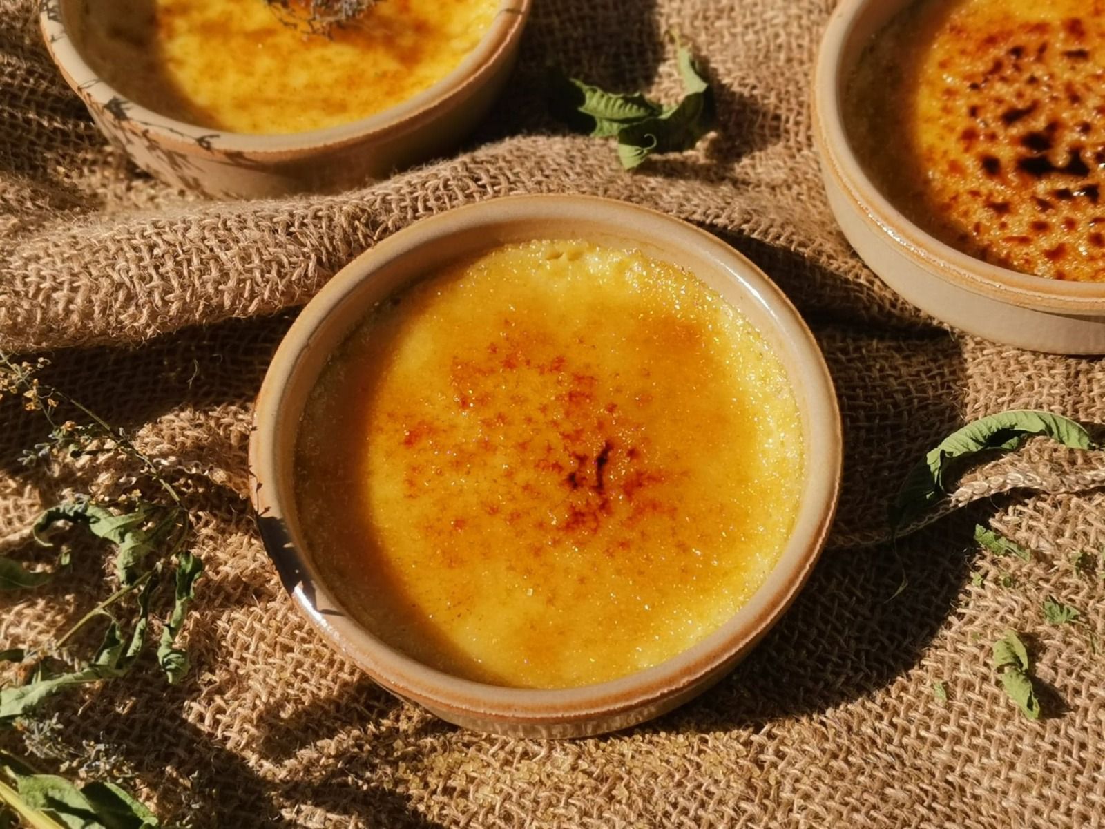 Crème brûlée verveine citronnée - Bienvenue au bal des saveurs