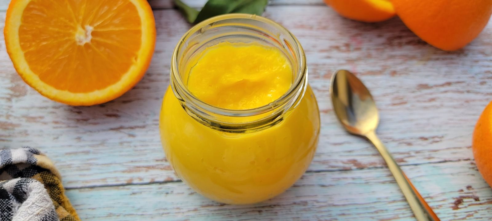 Curd orange sanguine
