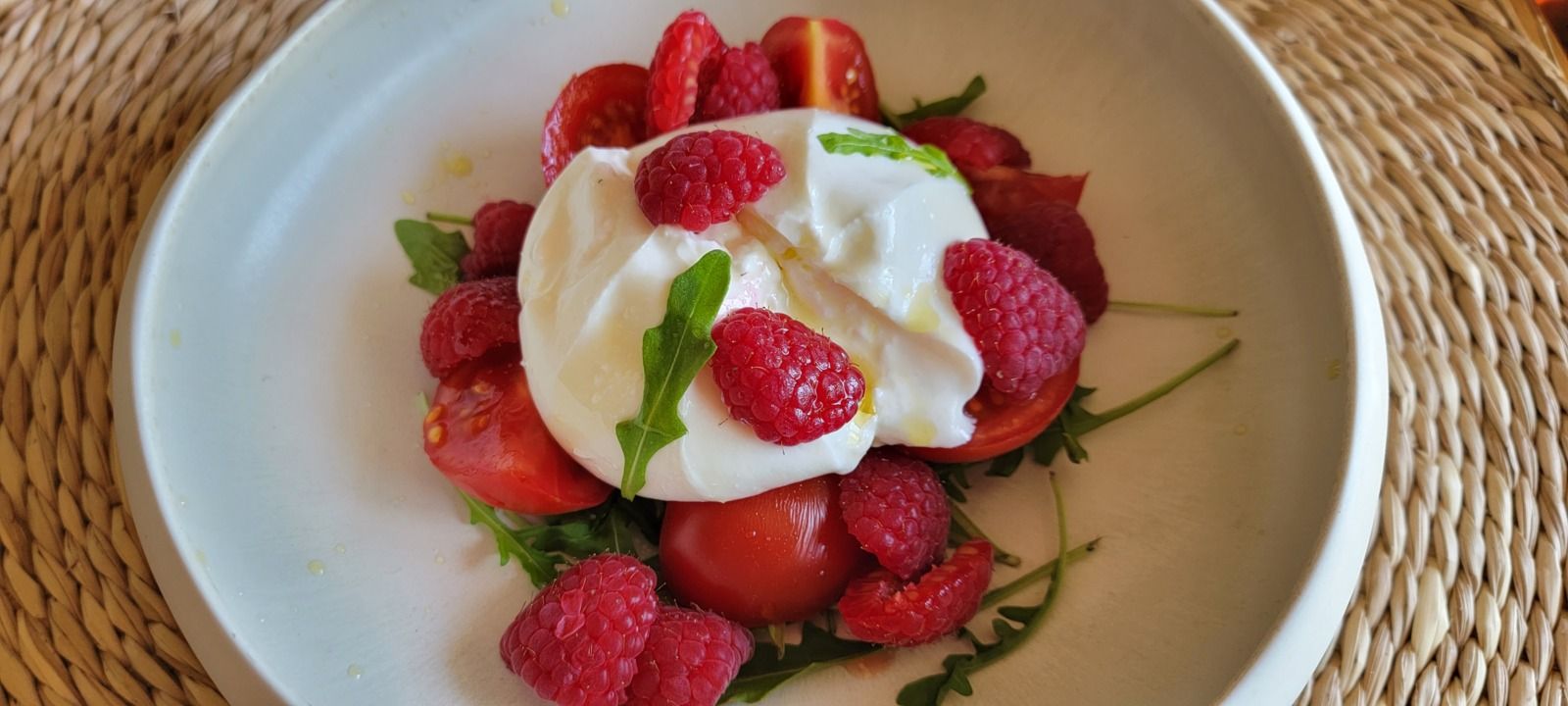 Burrata aux framboises