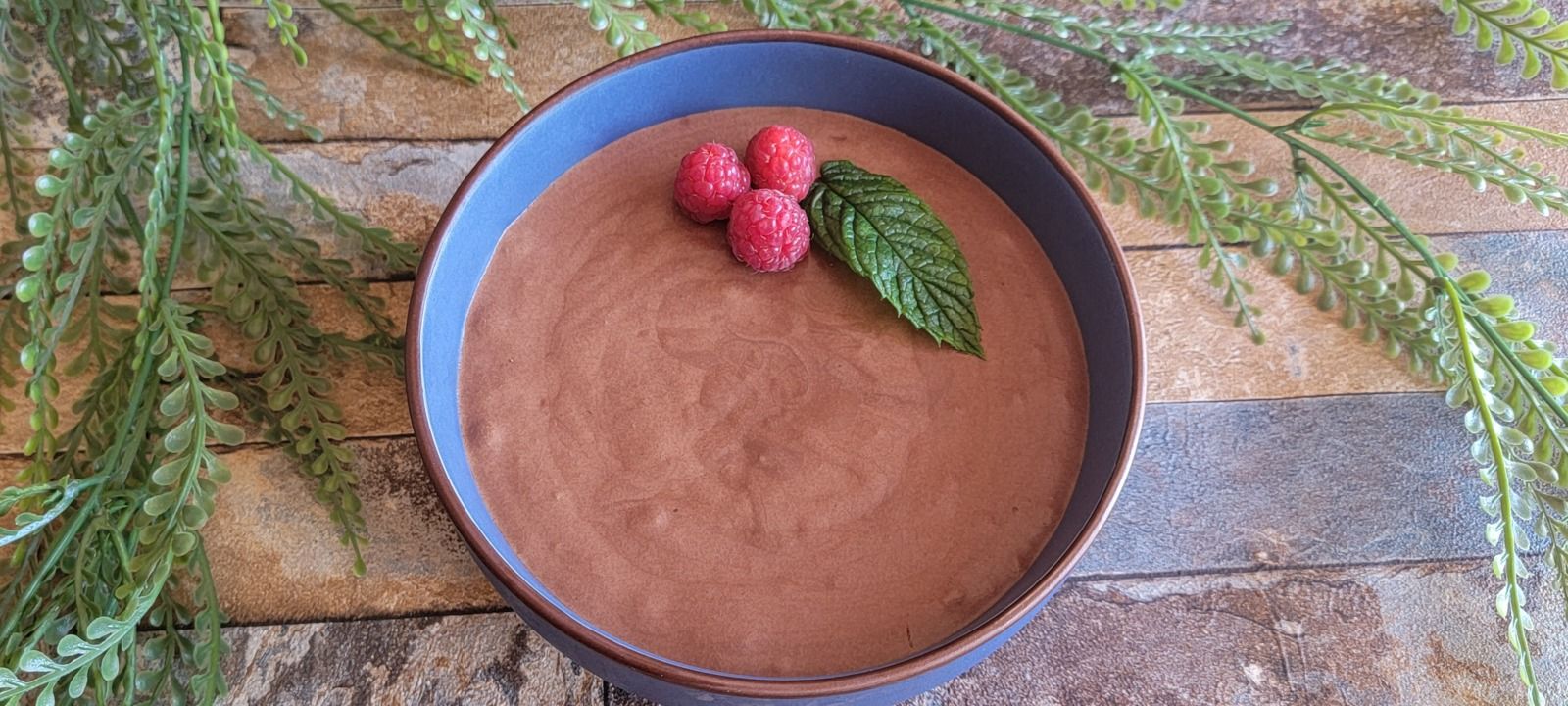 Mousse au chocolat et jus de haricots rouges