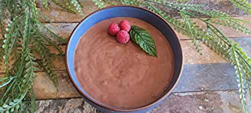 Mousse au chocolat et jus de haricots rouges