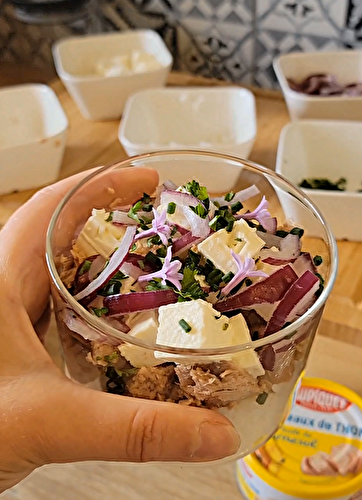 Salade de riz, thon et fêta