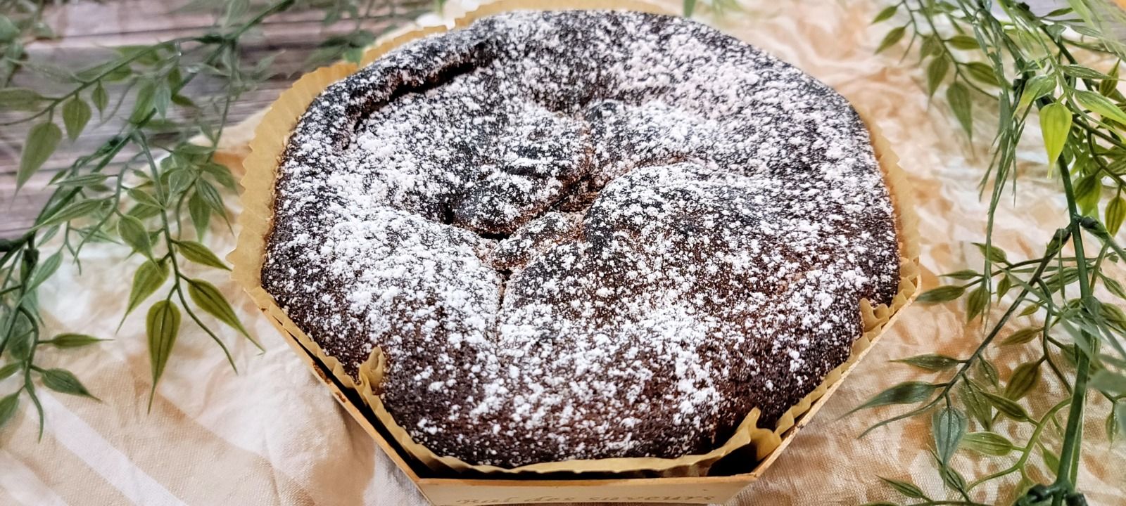 Gâteau au chocolat et crème de marrons vanillée