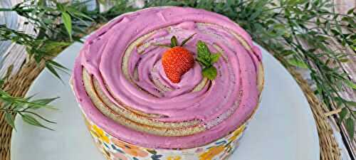 Gâteau roulé aux cassis