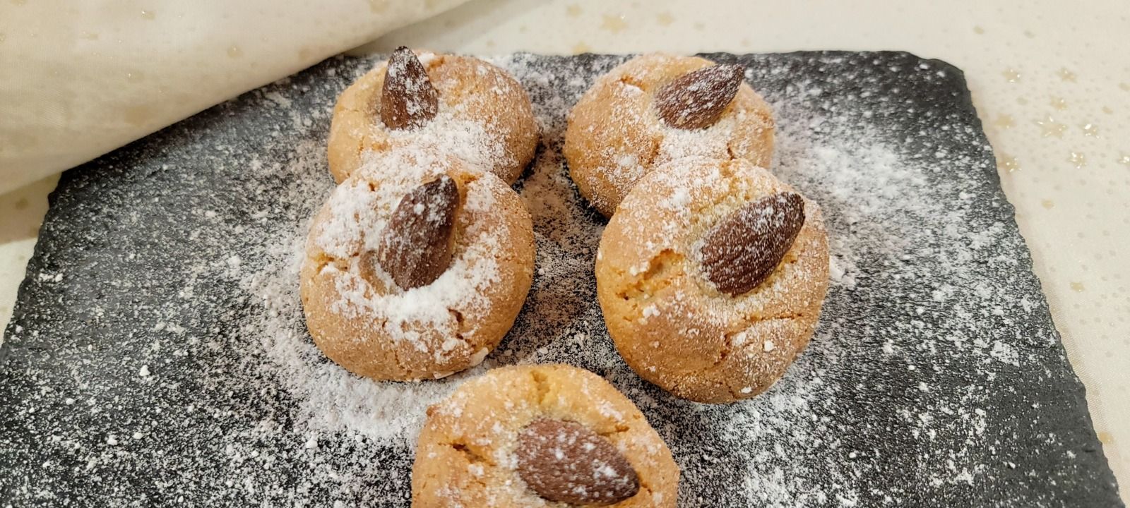Boules de neige aux amandes