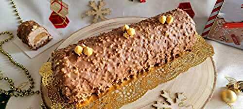 Bûche praliné, noisette, glaçage rocher praliné