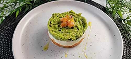 Tartare de saumon, fromage frais et guacamole